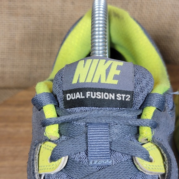 Nike Dual Fusion ST 2 Women's Running Shoes Size 9 Gray Yellow Training Sneakers - Picture 4 of 10